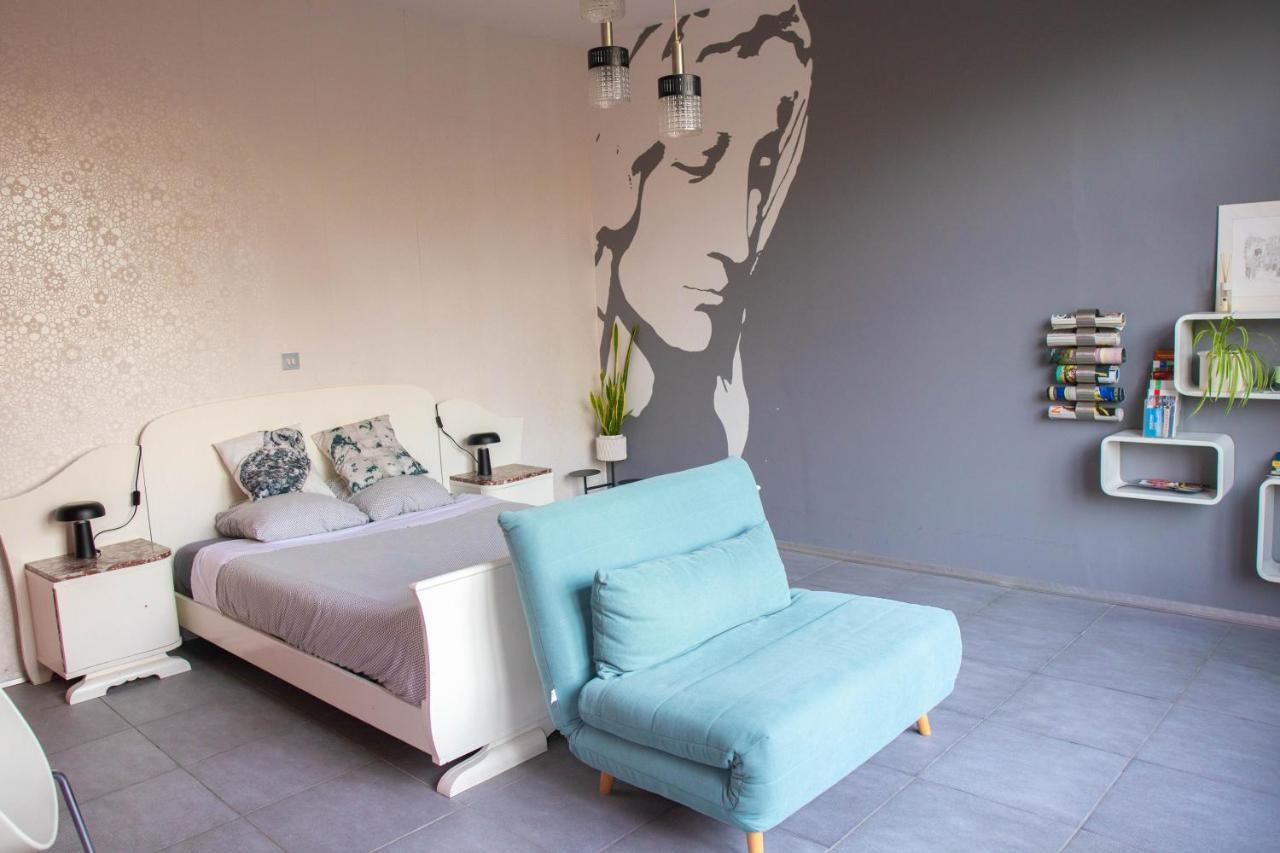 Plant Based B&B Central Μπριζ Εξωτερικό φωτογραφία